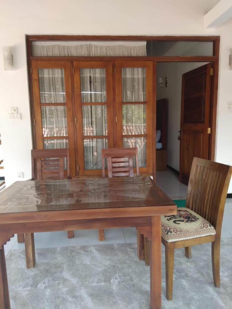 Pahalage Guesthouse Берувала Экстерьер фото