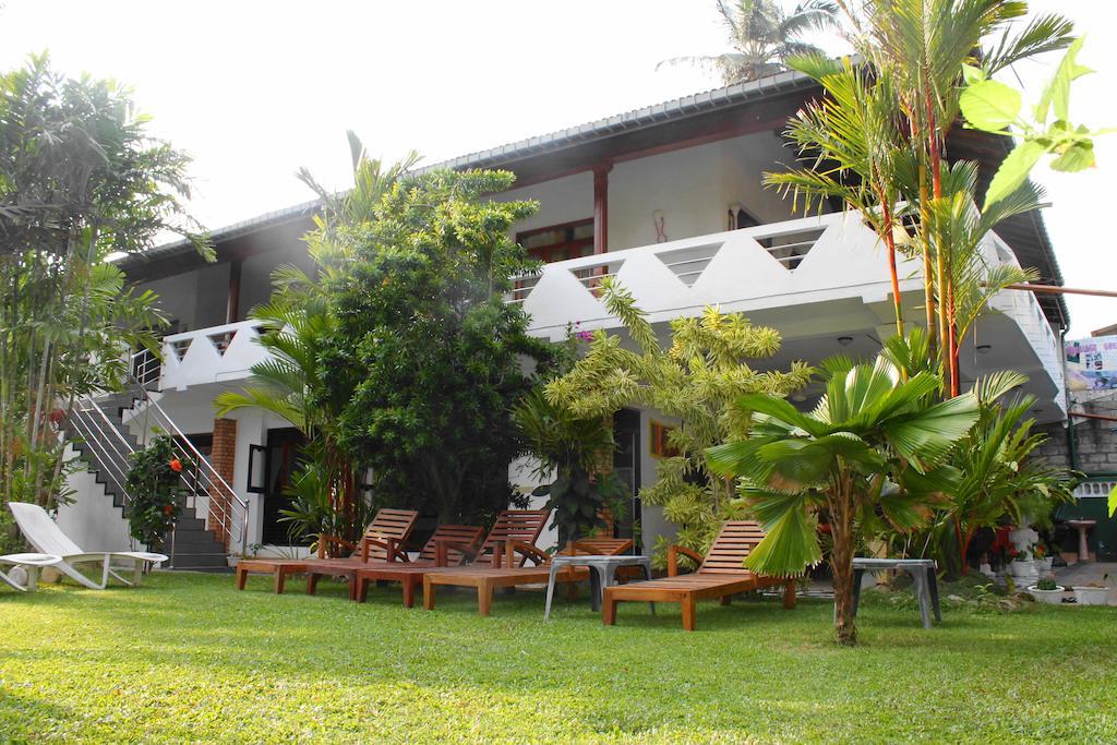 Pahalage Guesthouse Берувала Экстерьер фото